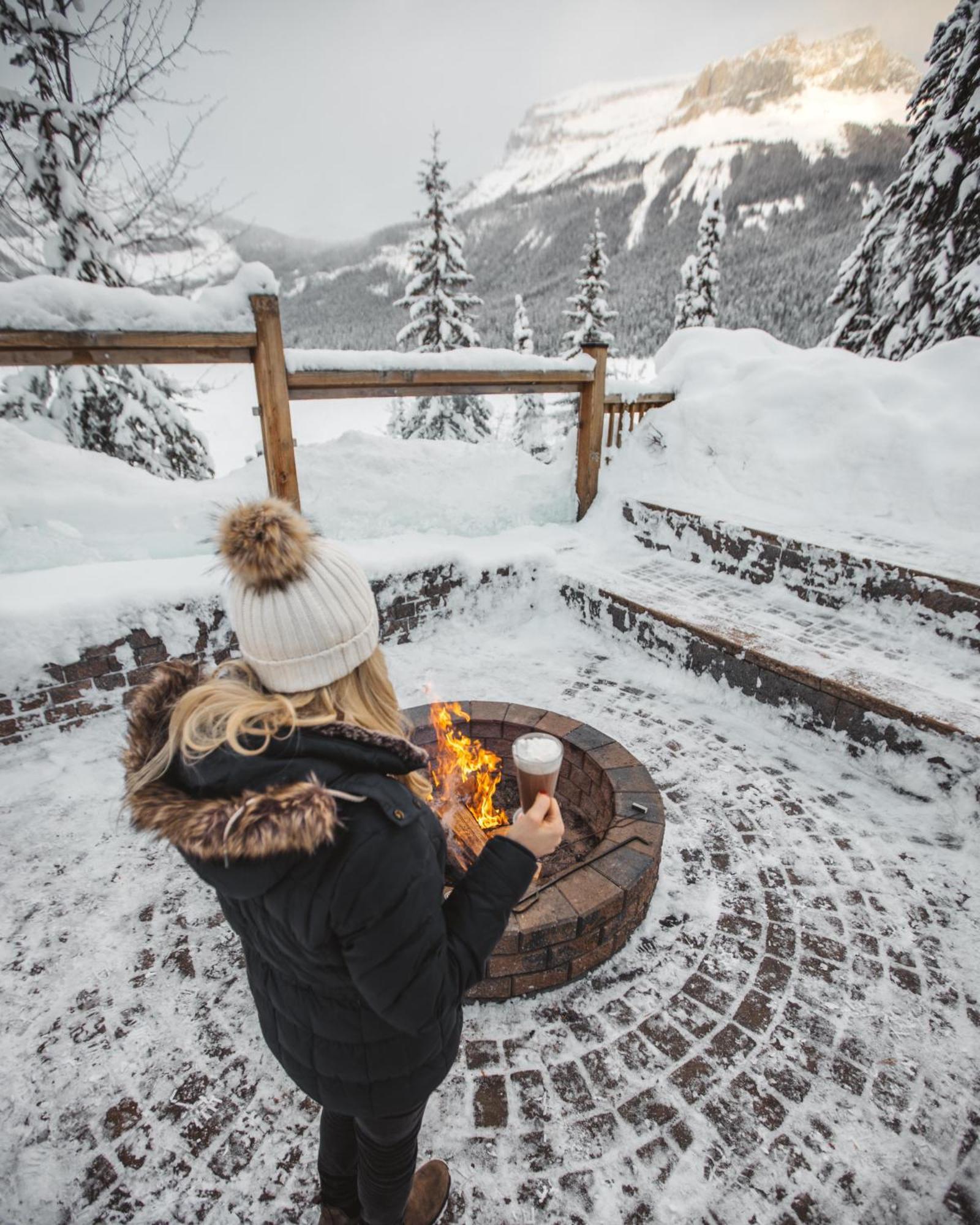 Emerald Lake Lodge Field Bagian luar foto