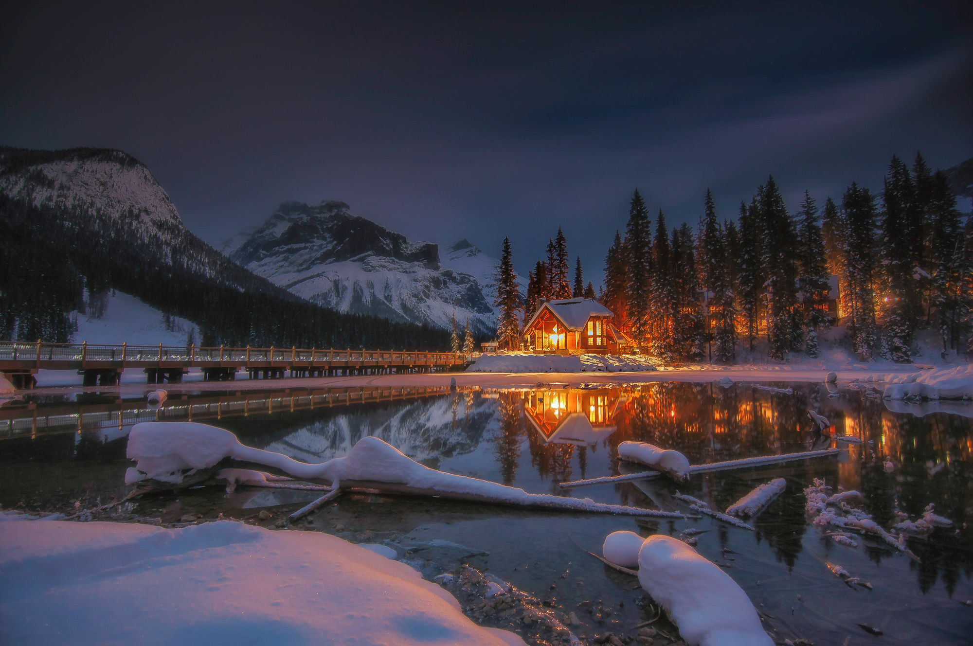 Emerald Lake Lodge Field Bagian luar foto